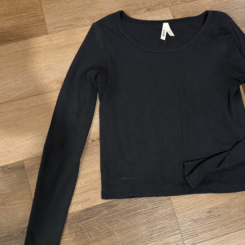 Pact Women's Black Ribbed Long Sleeve Tee
